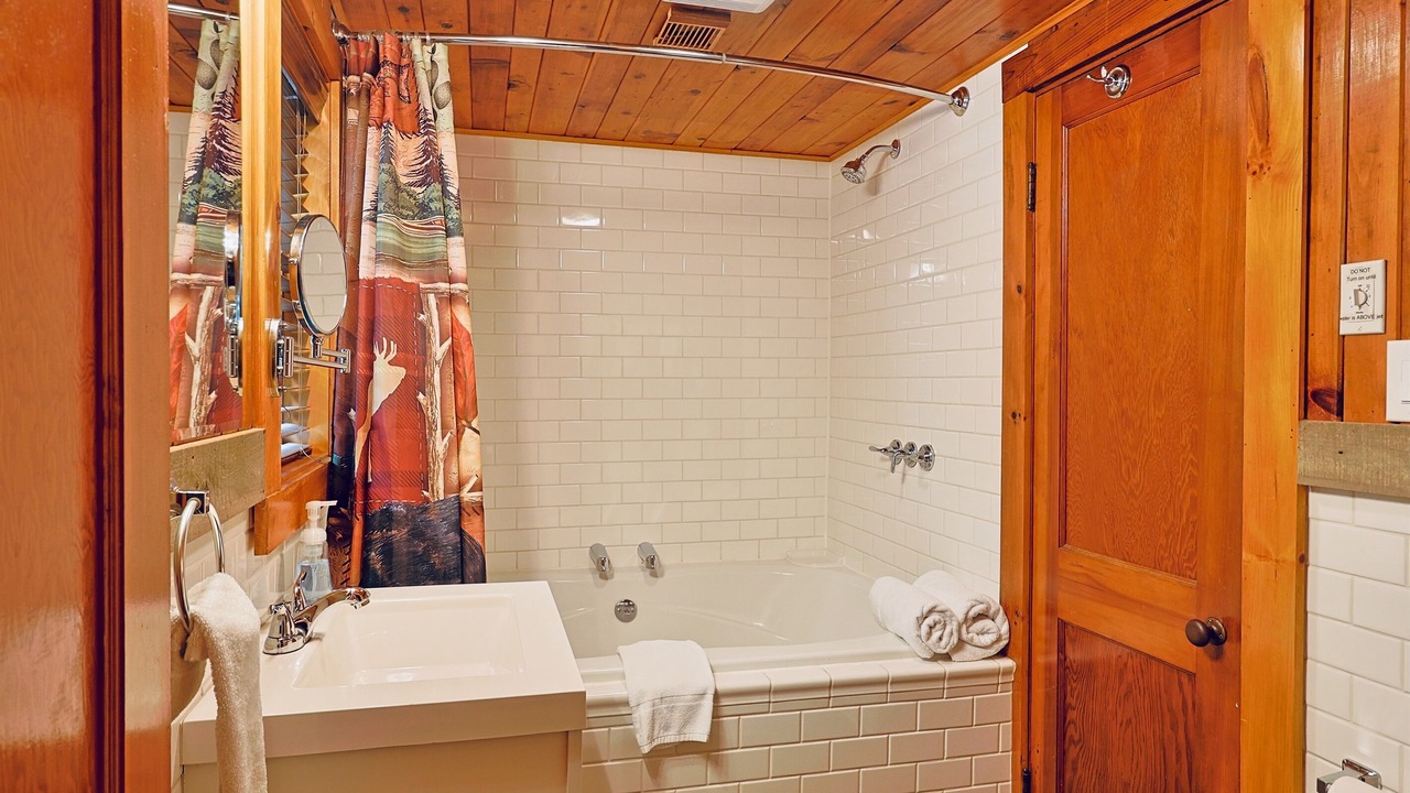 Photo of Others in Gatlinburg