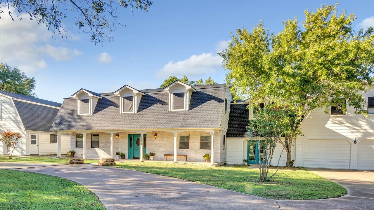 Photo of Outdoor in Quail Run Estates