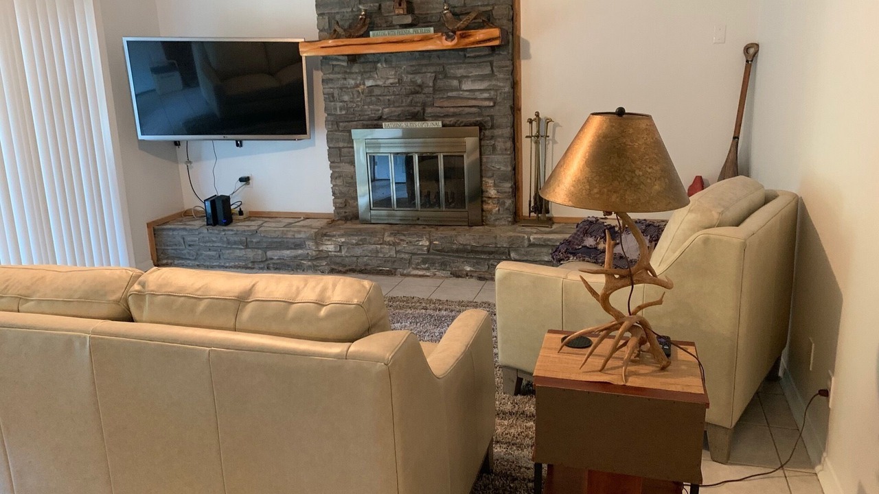 Photo of Livingroom in Lake Austin Village