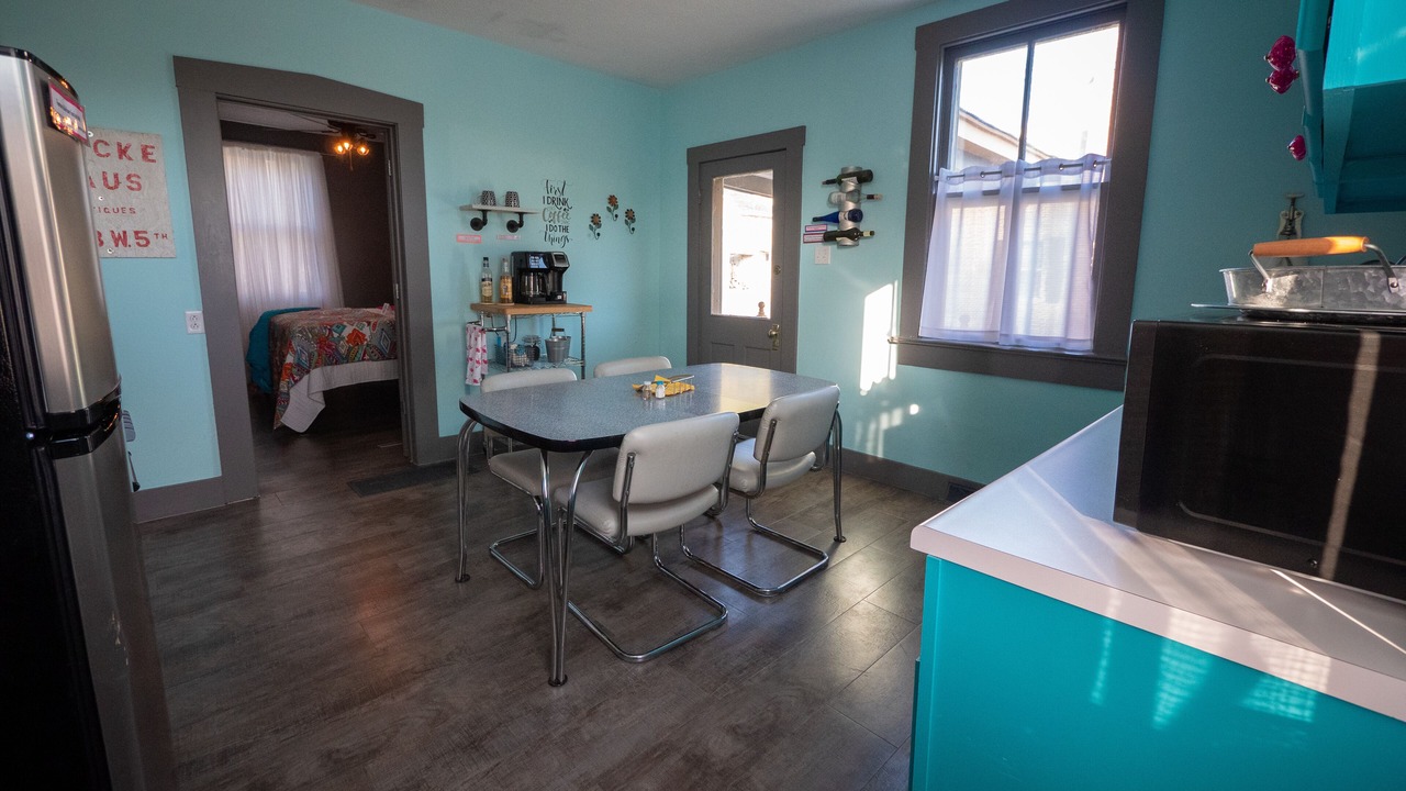 Photo of Others in Hermann