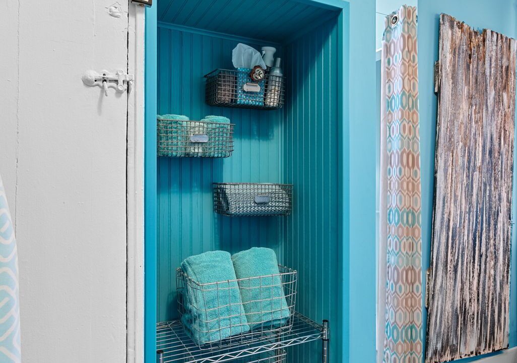 Photo of Others in Hermann