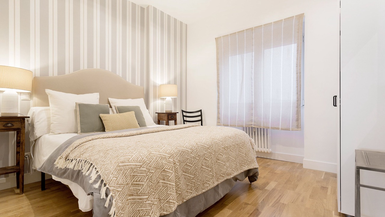 Photo of Bedroom in Jeronimos