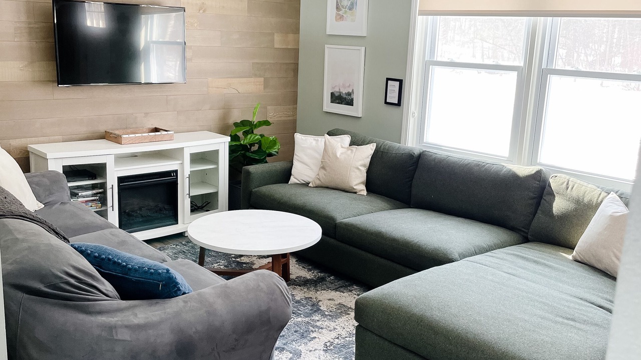 Photo of Livingroom in Mayfield