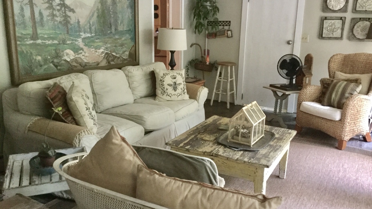 Photo of Livingroom in Lynn