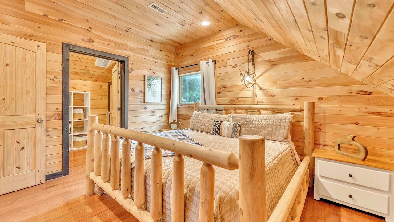Photo of Bedroom in Bryant