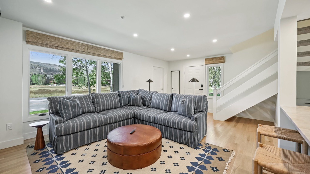 Photo of Livingroom in Deer Valley