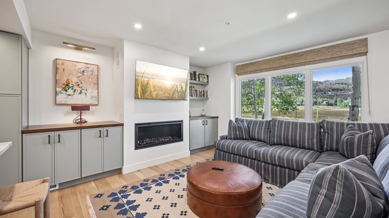 Photo of Livingroom in Deer Valley
