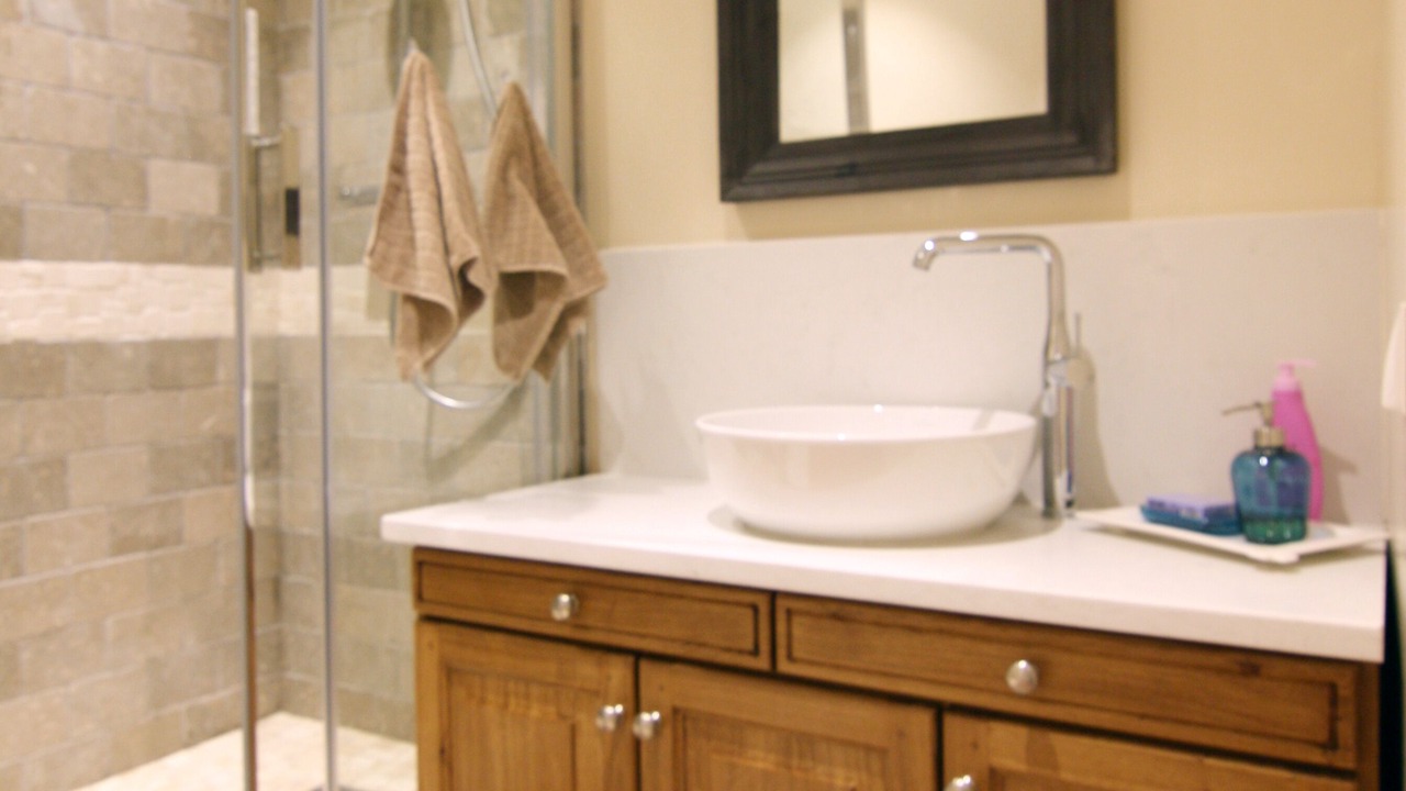 Photo of Bathroom in Flavigny-sur-Ozerain