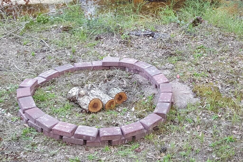 Photo of Others in Claxton