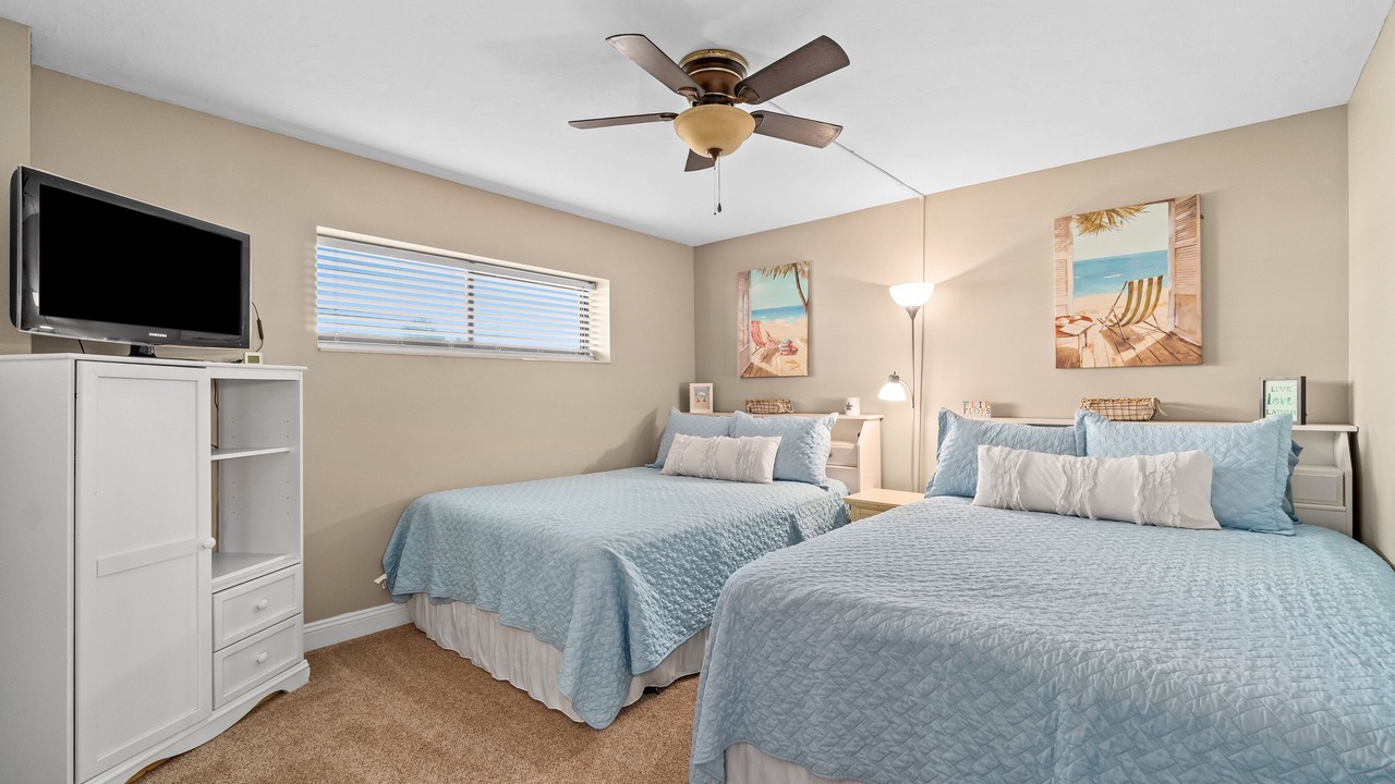 Photo of Bedroom in Biltmore Beach
