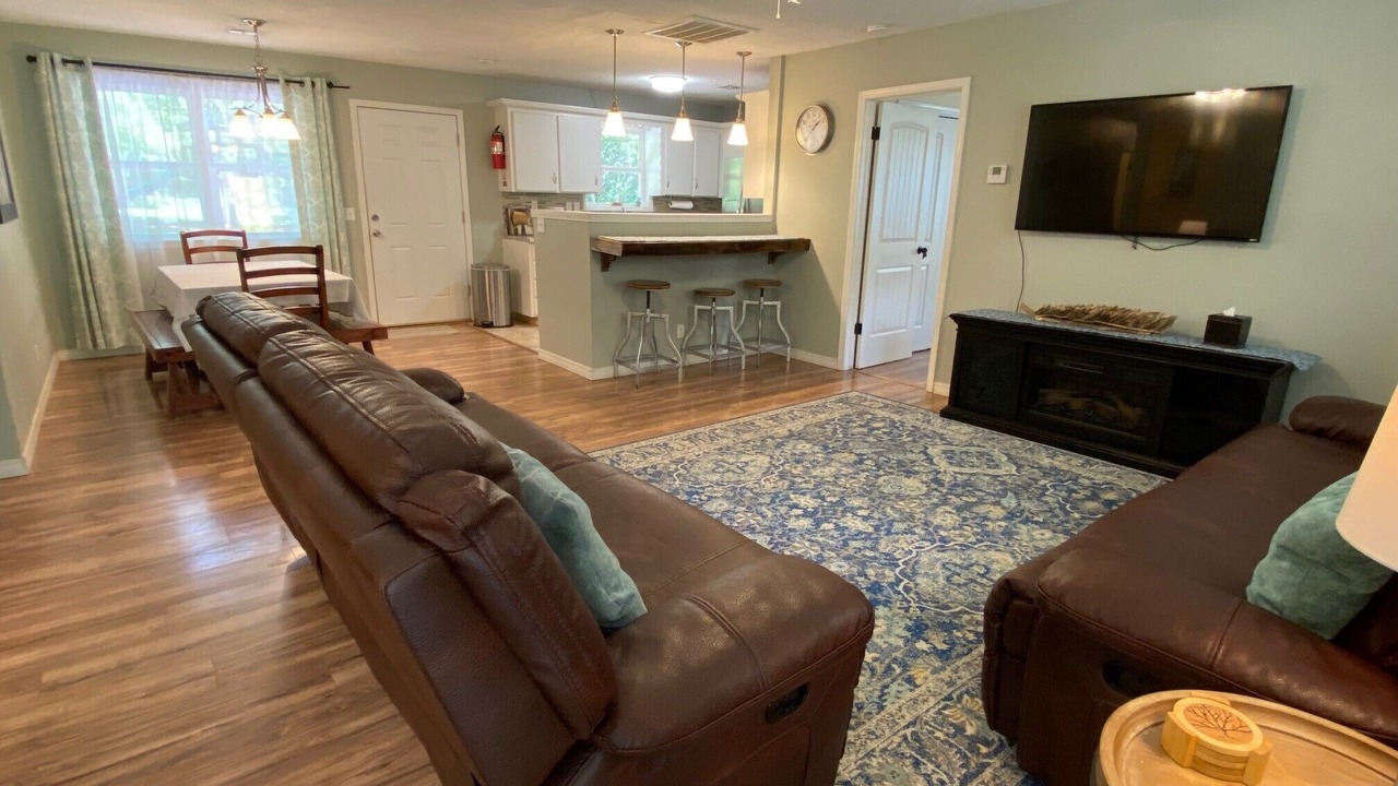 Photo of Bedroom in Hulbert