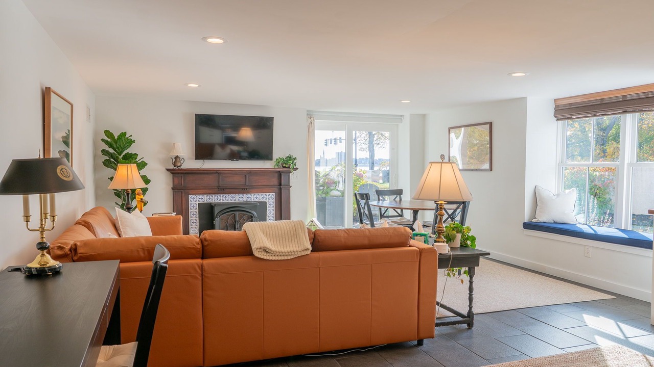 Photo of Bedroom in Back Cove