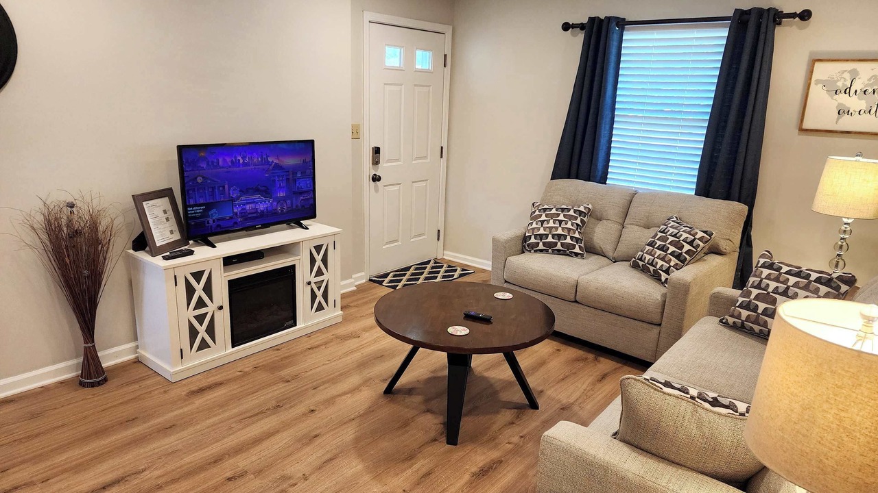 Photo of Livingroom in Jefferson City