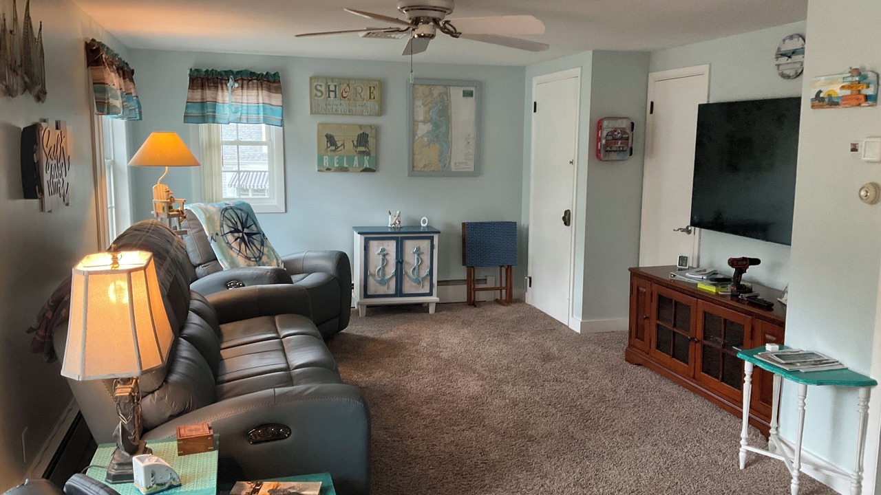 Photo of Livingroom in West Harwich