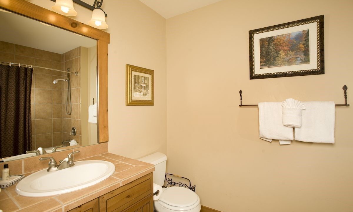 Photo of Bathroom in Christie Heights