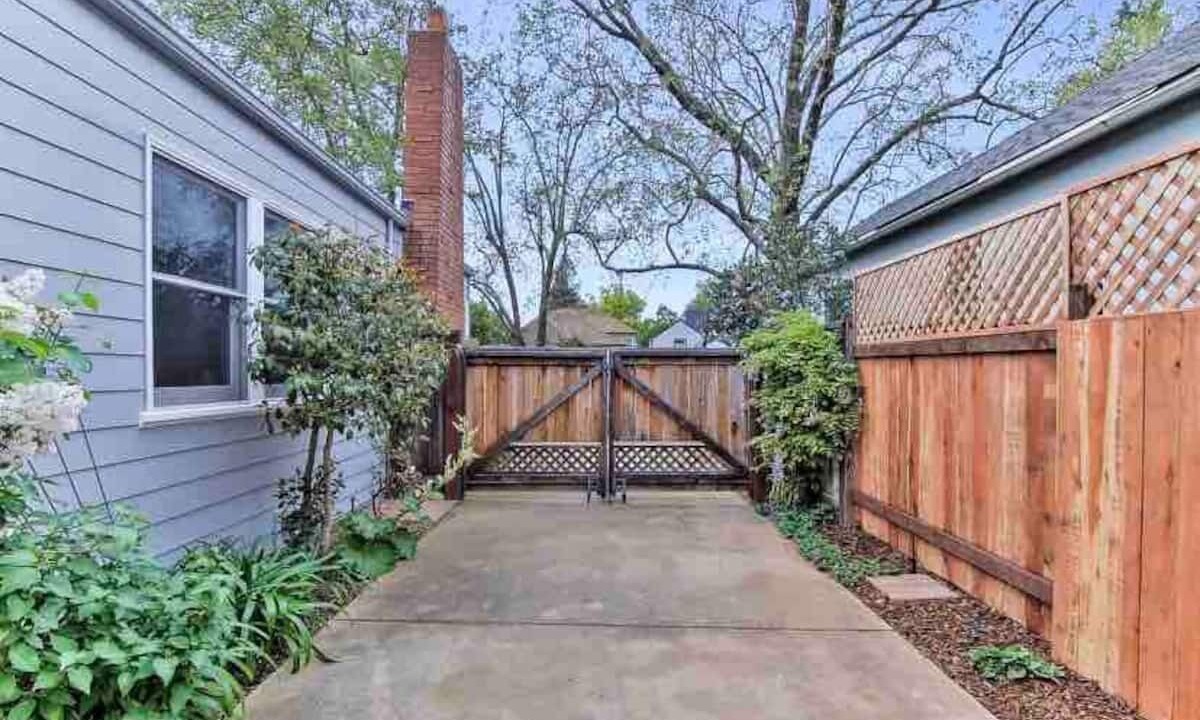 Photo of Others in East Sacramento