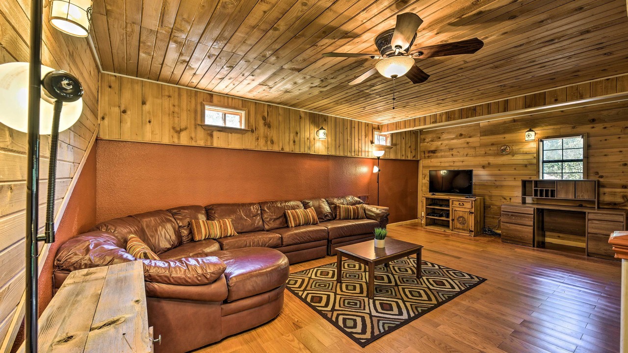 Photo of Bedroom in Conroe