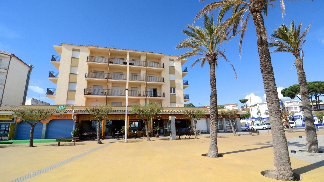 Photo of Others in L'Escala