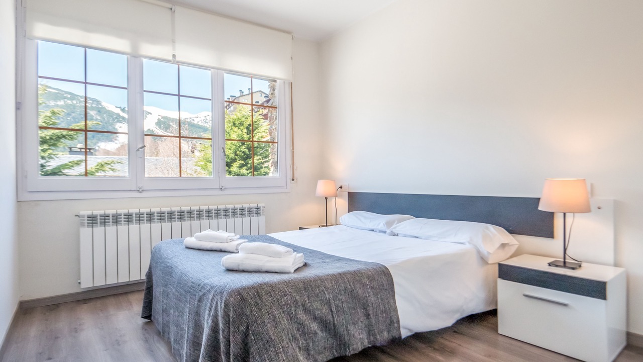 Photo of Bedroom in Incles