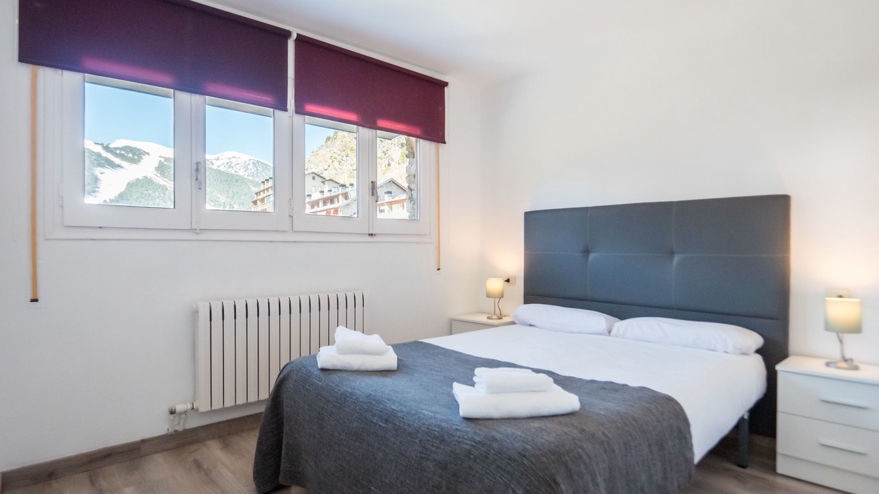 Photo of Bedroom in Incles