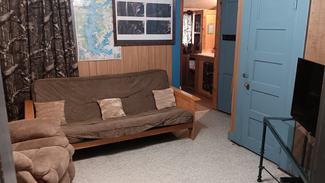 Photo of Livingroom in Zavalla