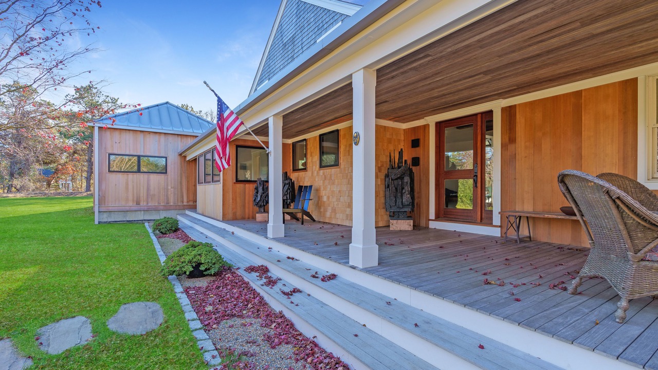 Photo of Patio Balcony in Katama