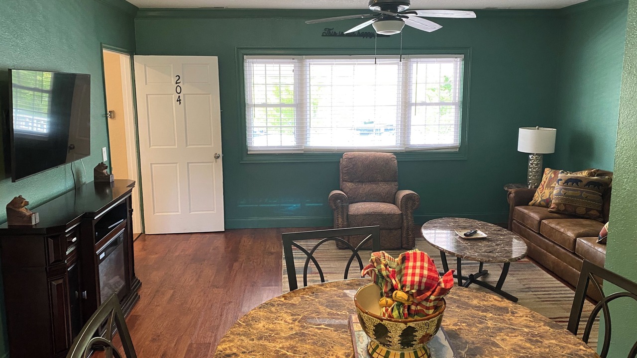 Photo of Livingroom in Clayton