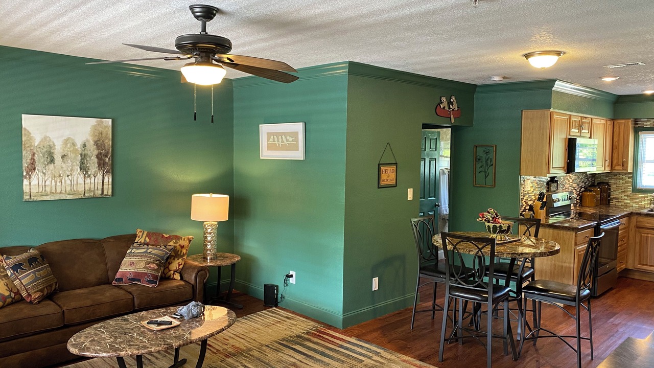 Photo of Livingroom in Clayton