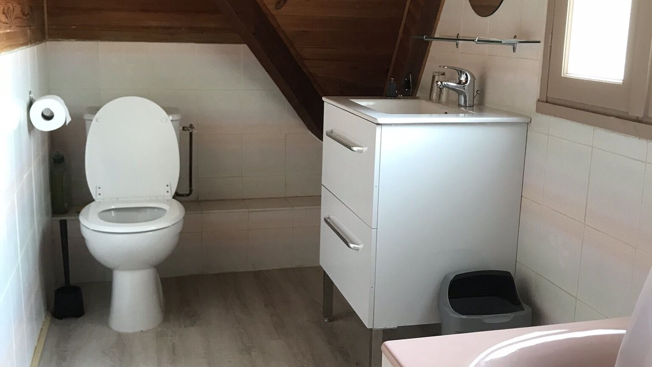 Photo of Bathroom in Noyant-de-Touraine