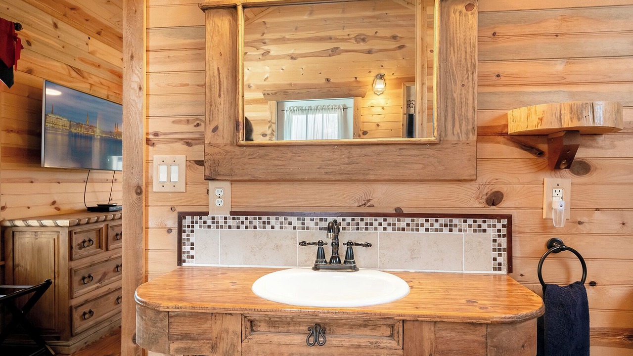 Photo of Bathroom in Llano