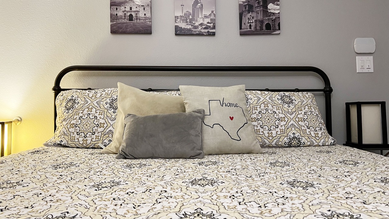 Photo of Bedroom in Great Northwest