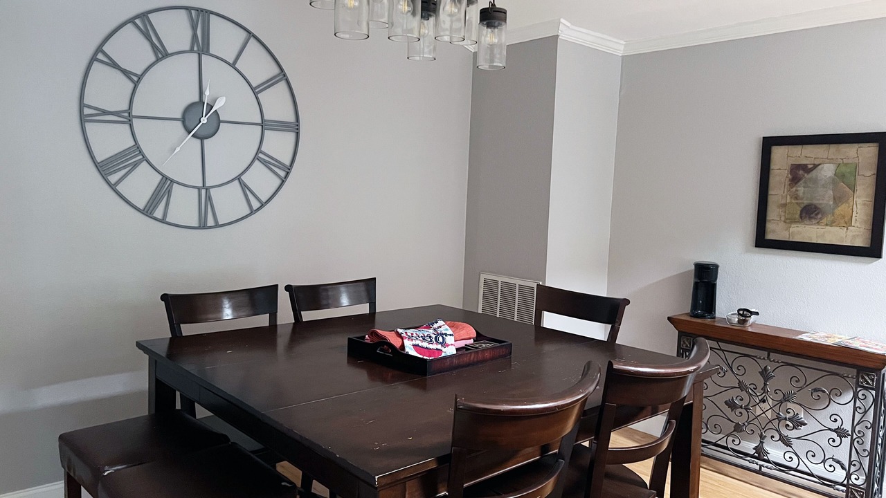 Photo of Bedroom in Great Northwest