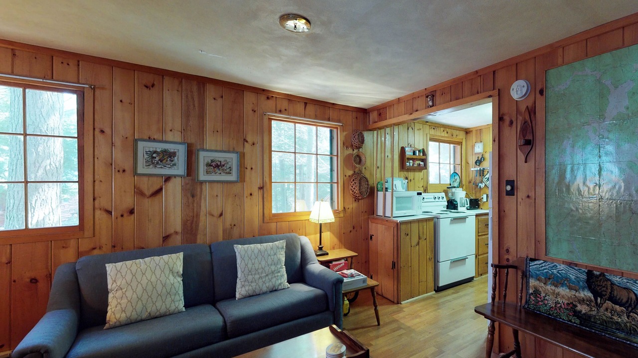 Photo of Livingroom in Greenville Junction