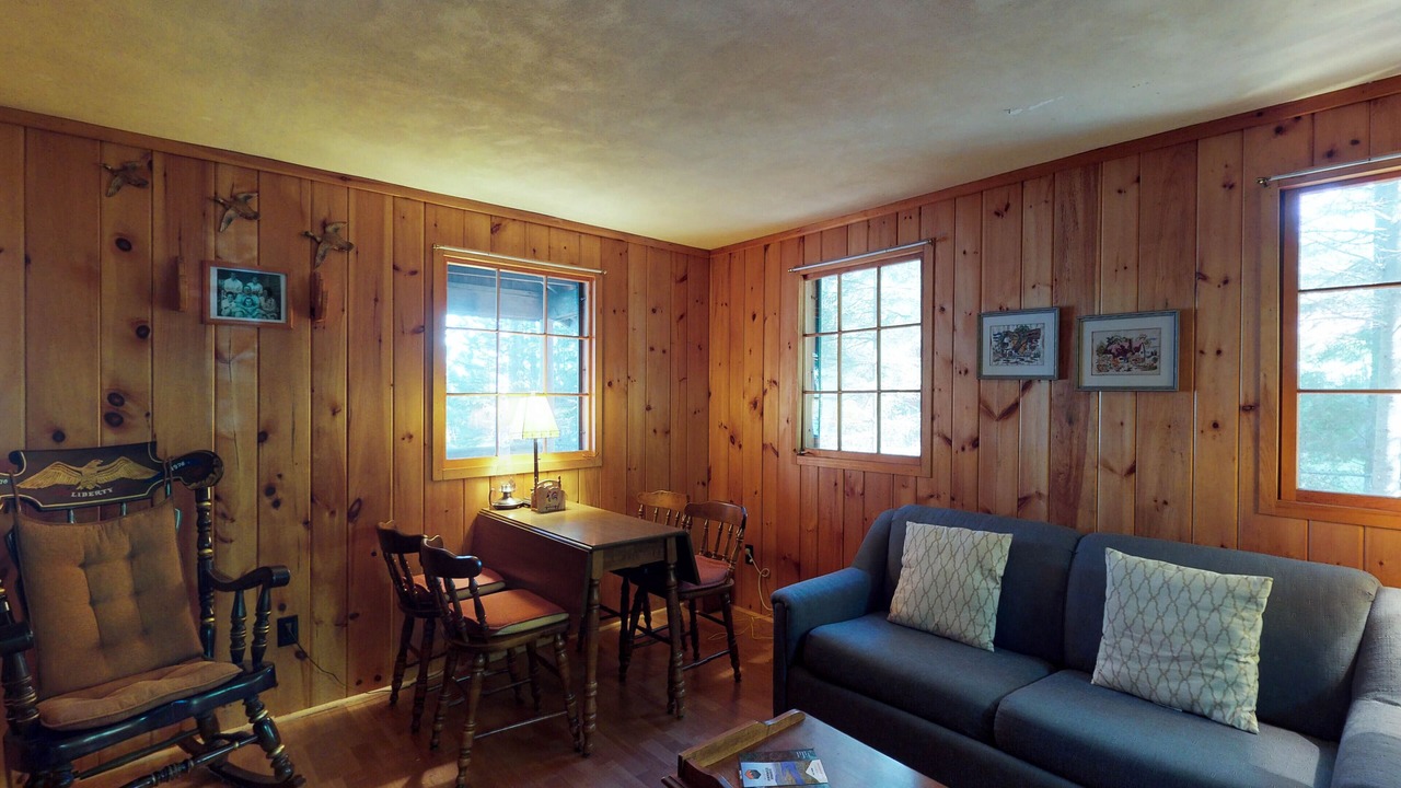Photo of Livingroom in Greenville Junction