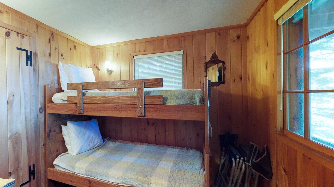 Photo of Bedroom in Greenville Junction