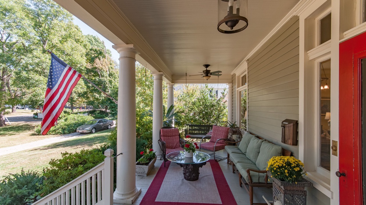Photo of Outdoor in Lexington