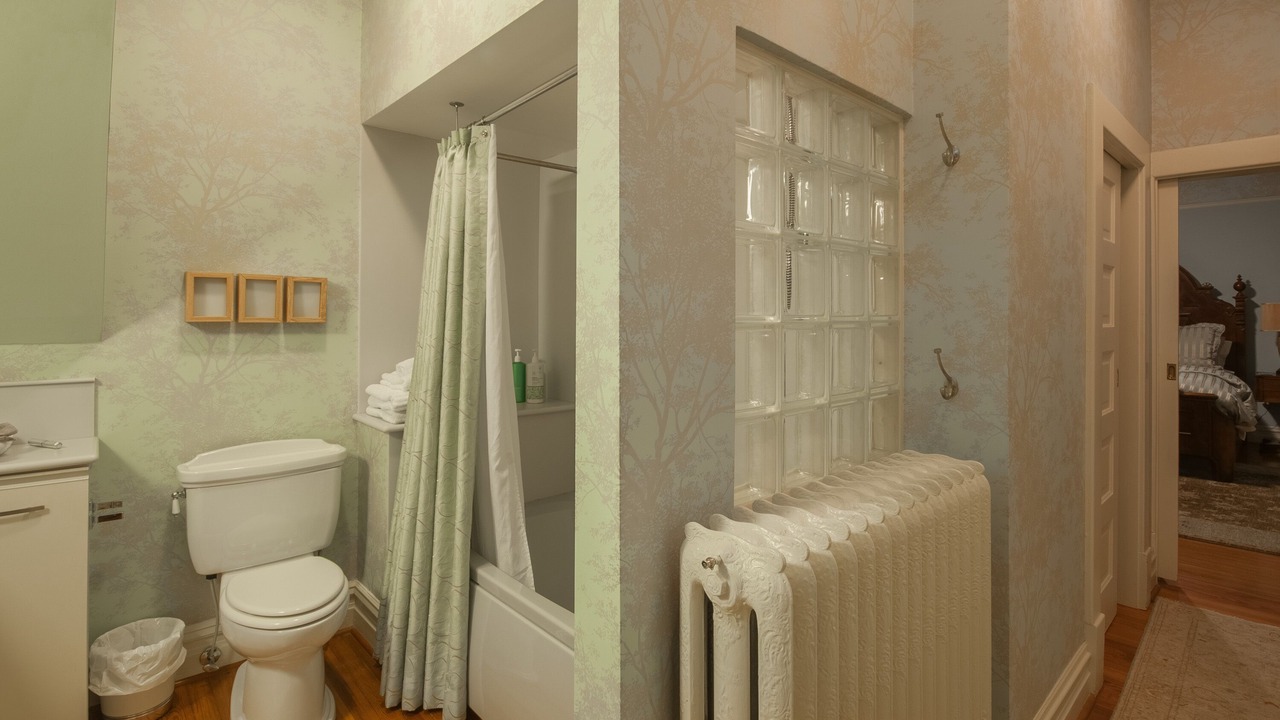 Photo of Bathroom in Lexington