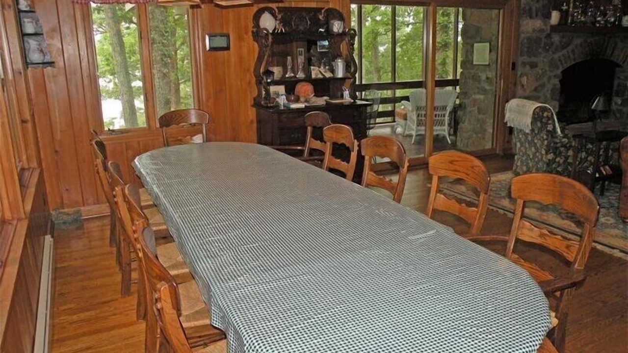 Photo of Others in Huddleston