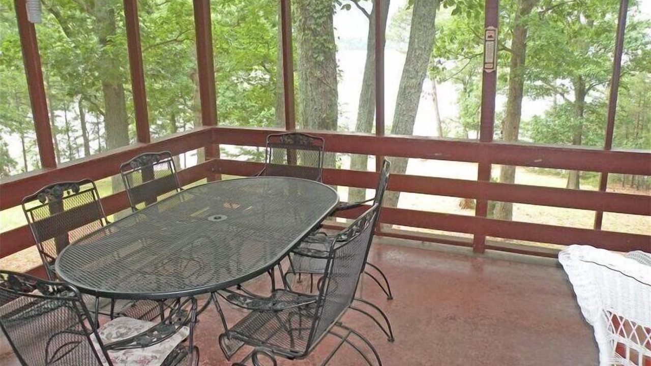 Photo of Outdoor in Huddleston