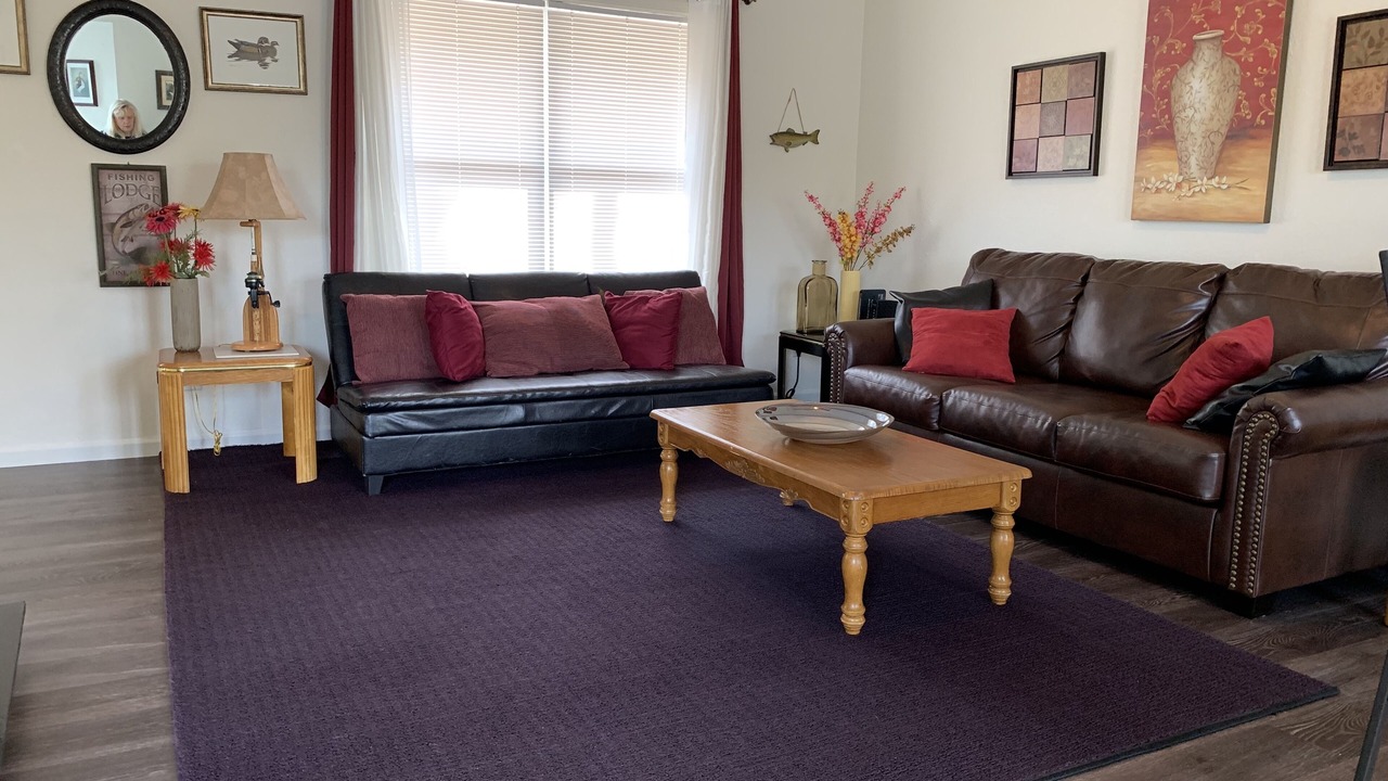 Photo of Livingroom in SaddleBrook