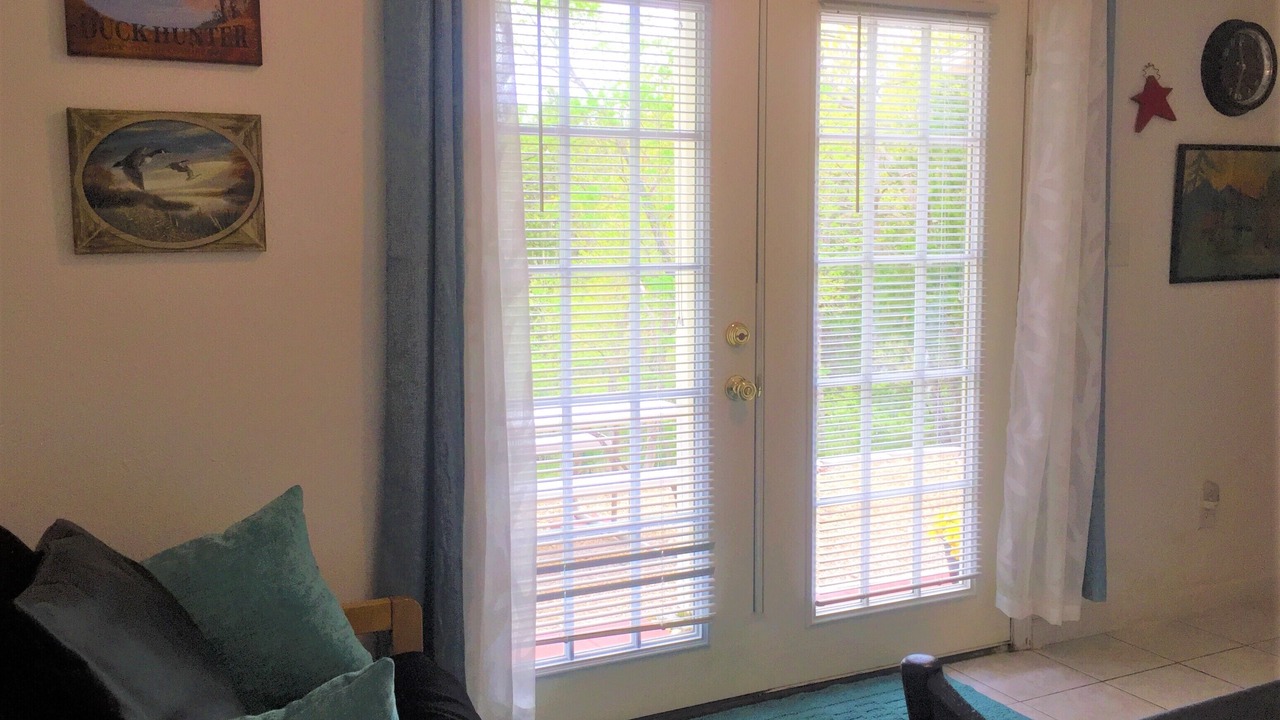 Photo of Livingroom in SaddleBrook