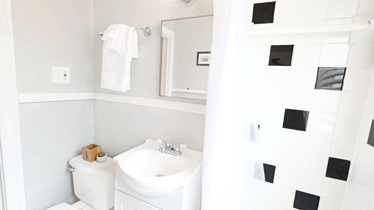 Photo of Bathroom in Lakewood Heights