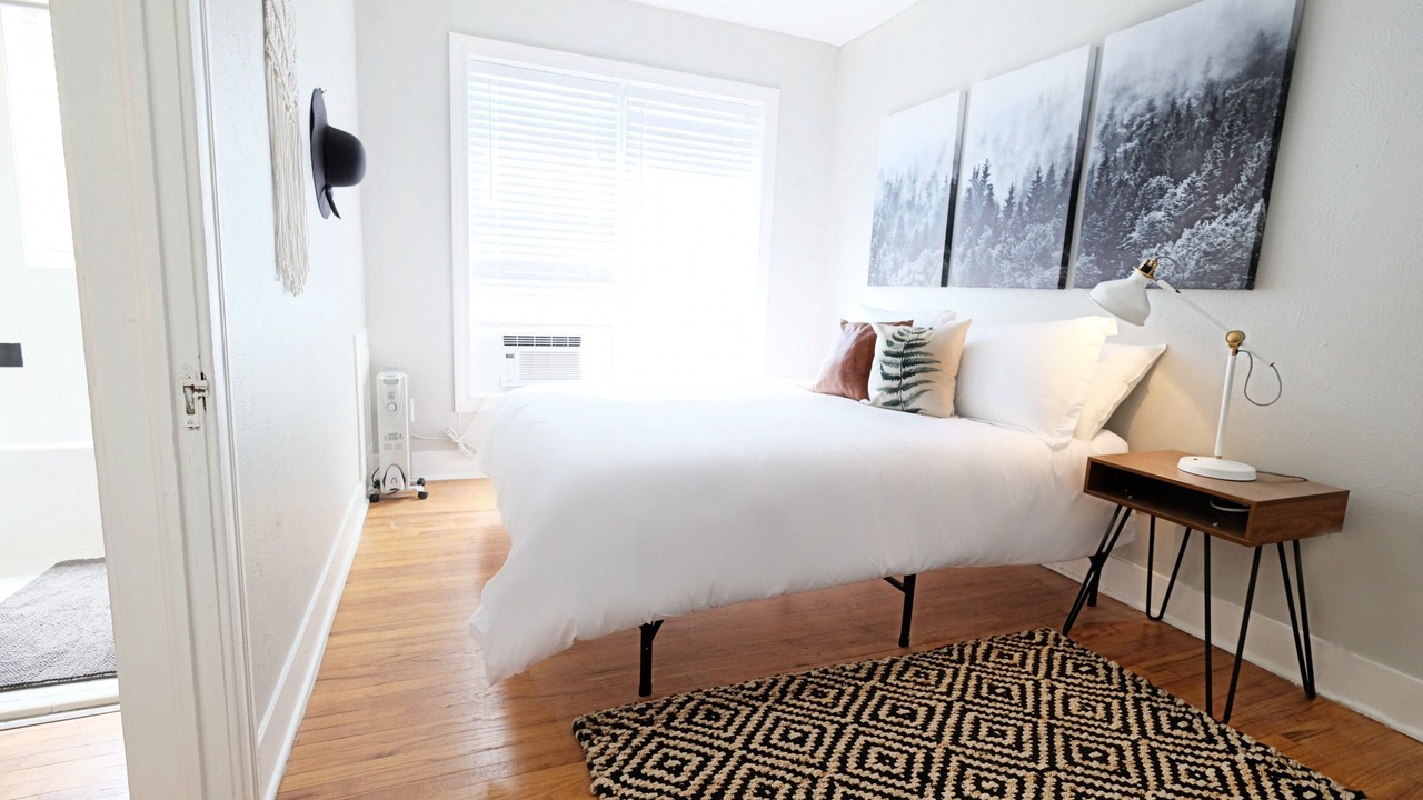 Photo of Bedroom in Lakewood Heights