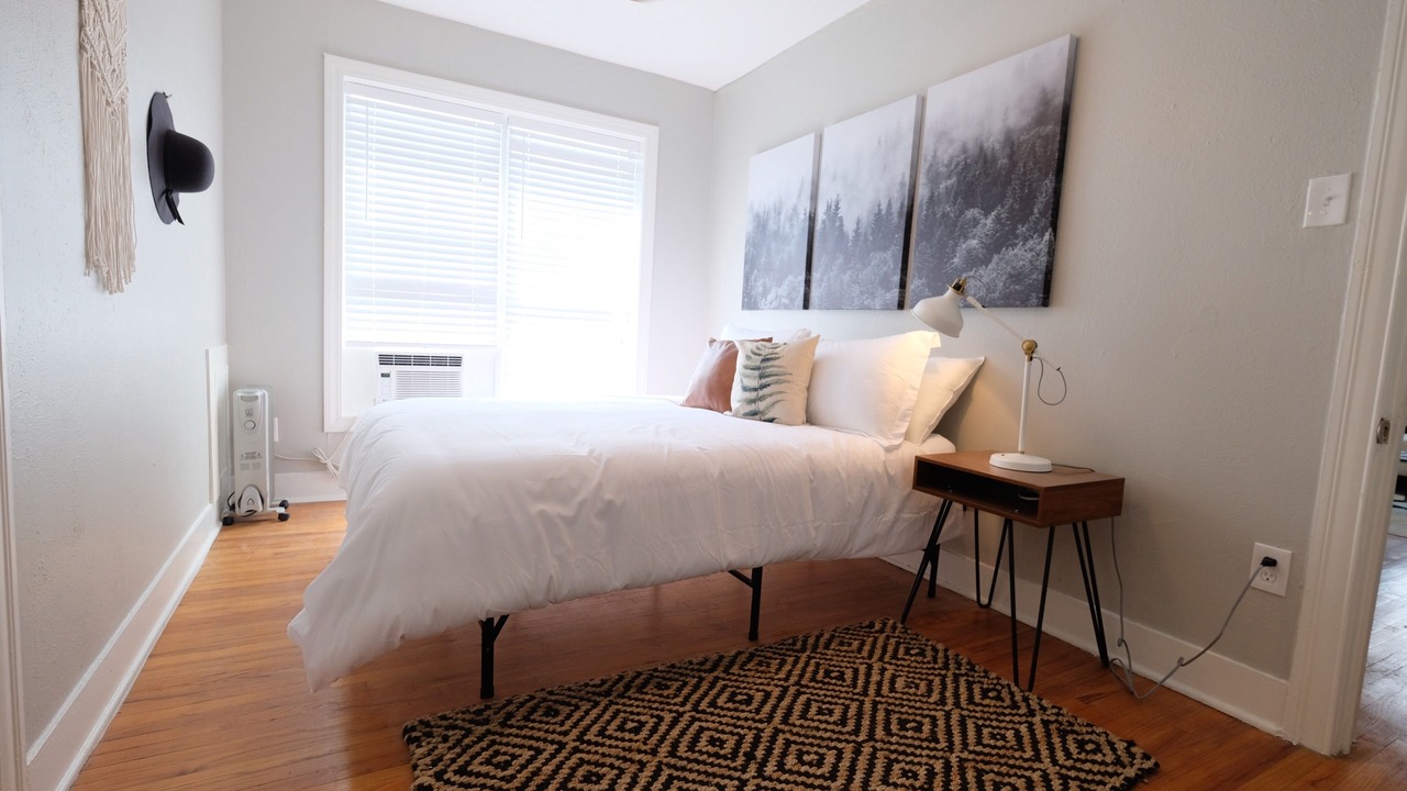 Photo of Bedroom in Lakewood Heights