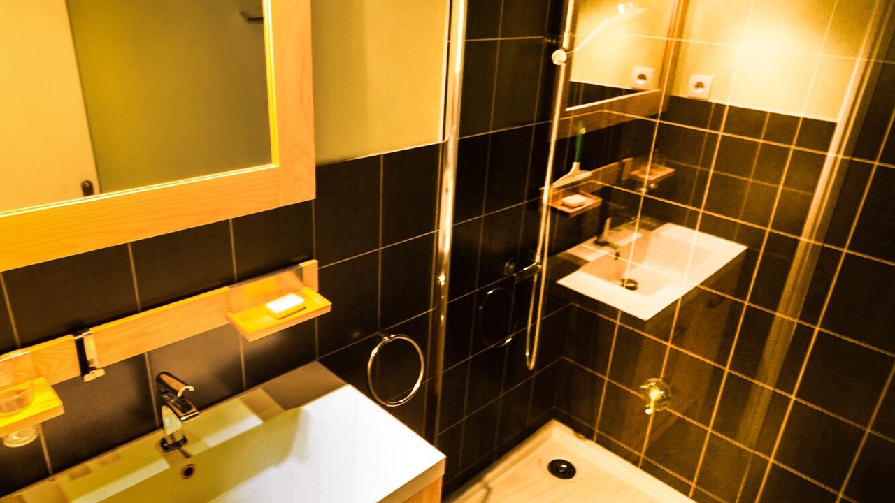 Photo of Bathroom in Septmoncel les Molunes