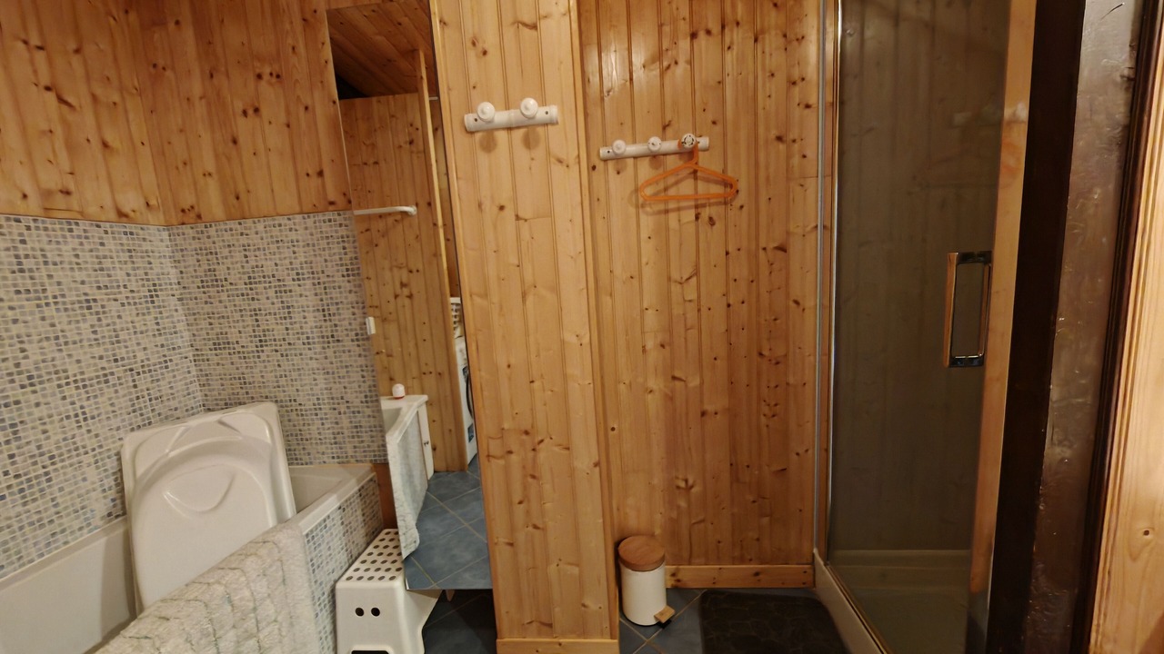 Photo of Bathroom in Septmoncel les Molunes