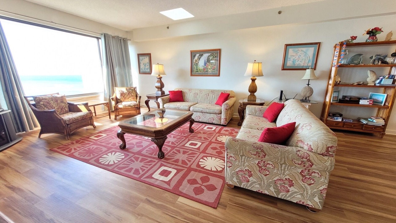 Photo of Livingroom in Napili