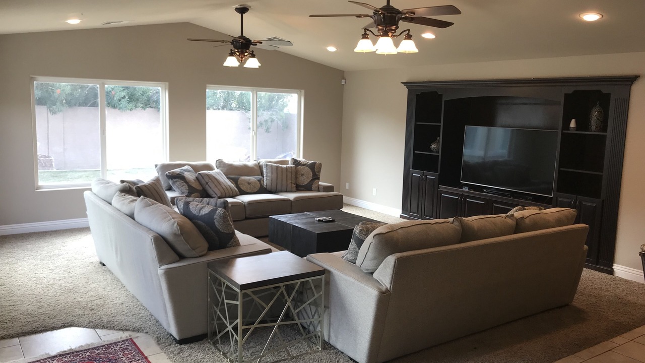 Photo of Livingroom in River Mountain