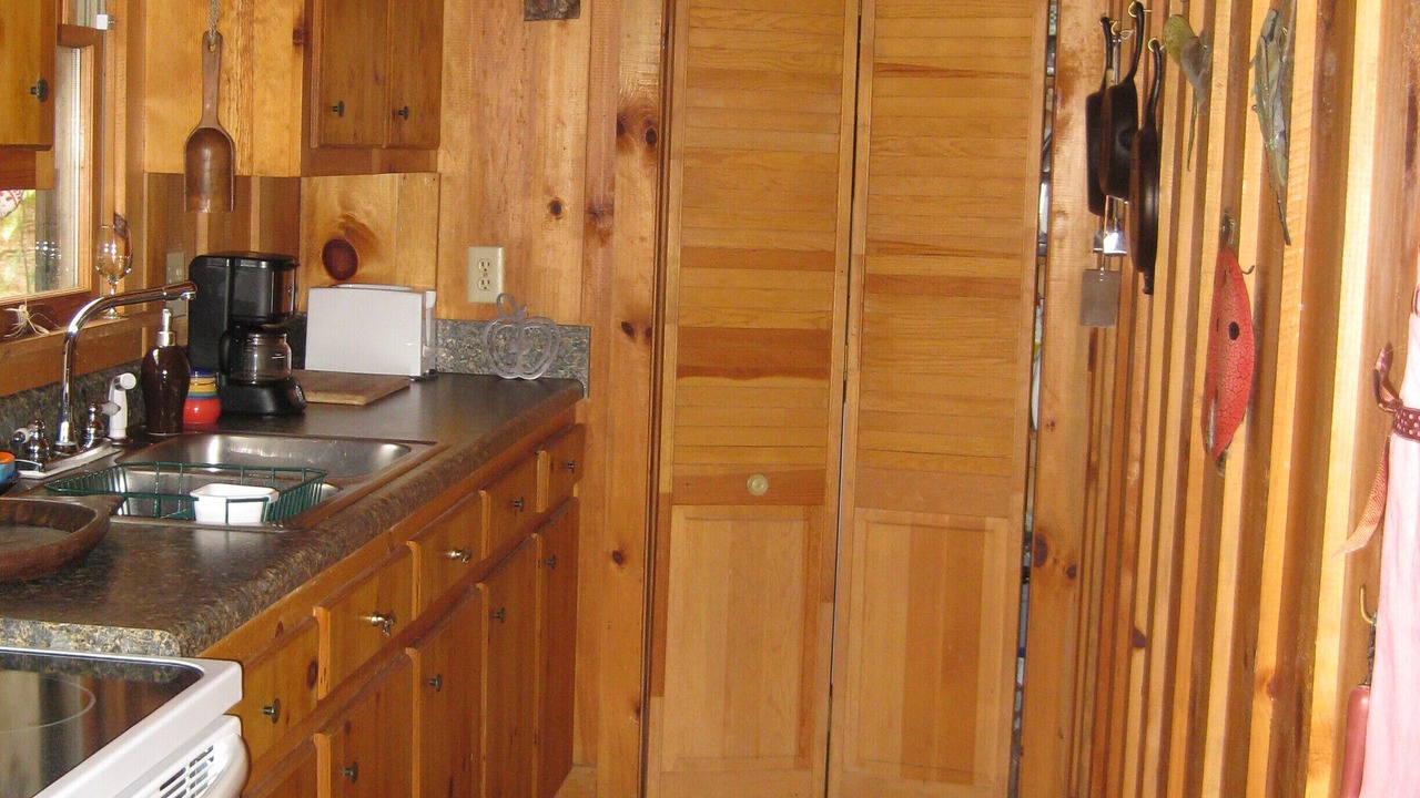 Photo of Kitchen in Cashes Valley