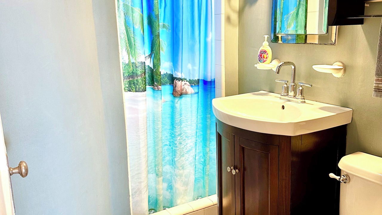 Photo of Bathroom in Hollywood